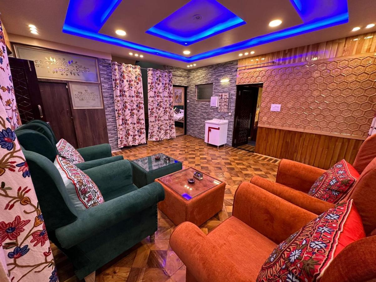 Cliff Cottage Pahalgam, Kashmir Batakut Exteriér fotografie