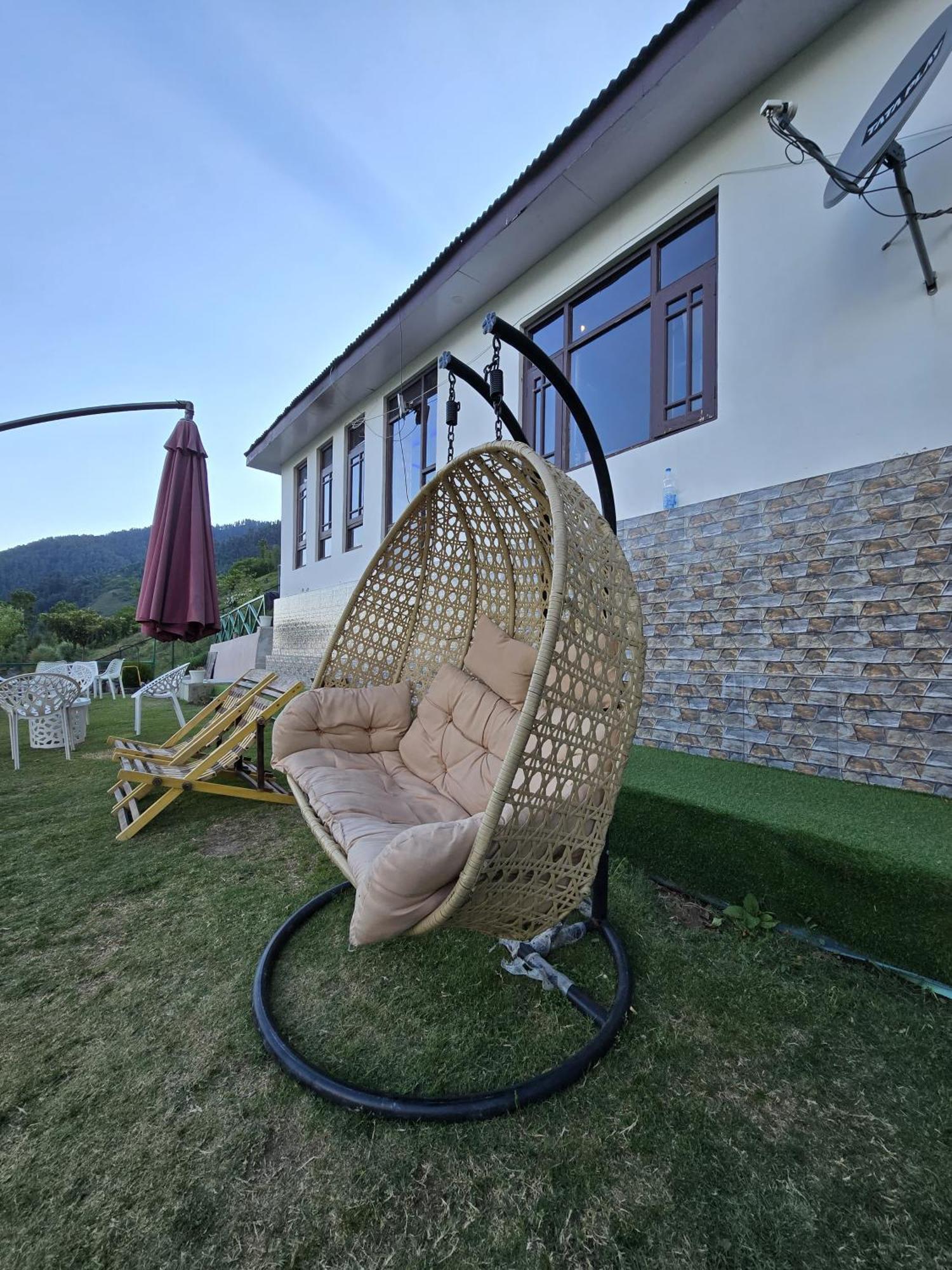 Cliff Cottage Pahalgam, Kashmir Batakut Exteriér fotografie